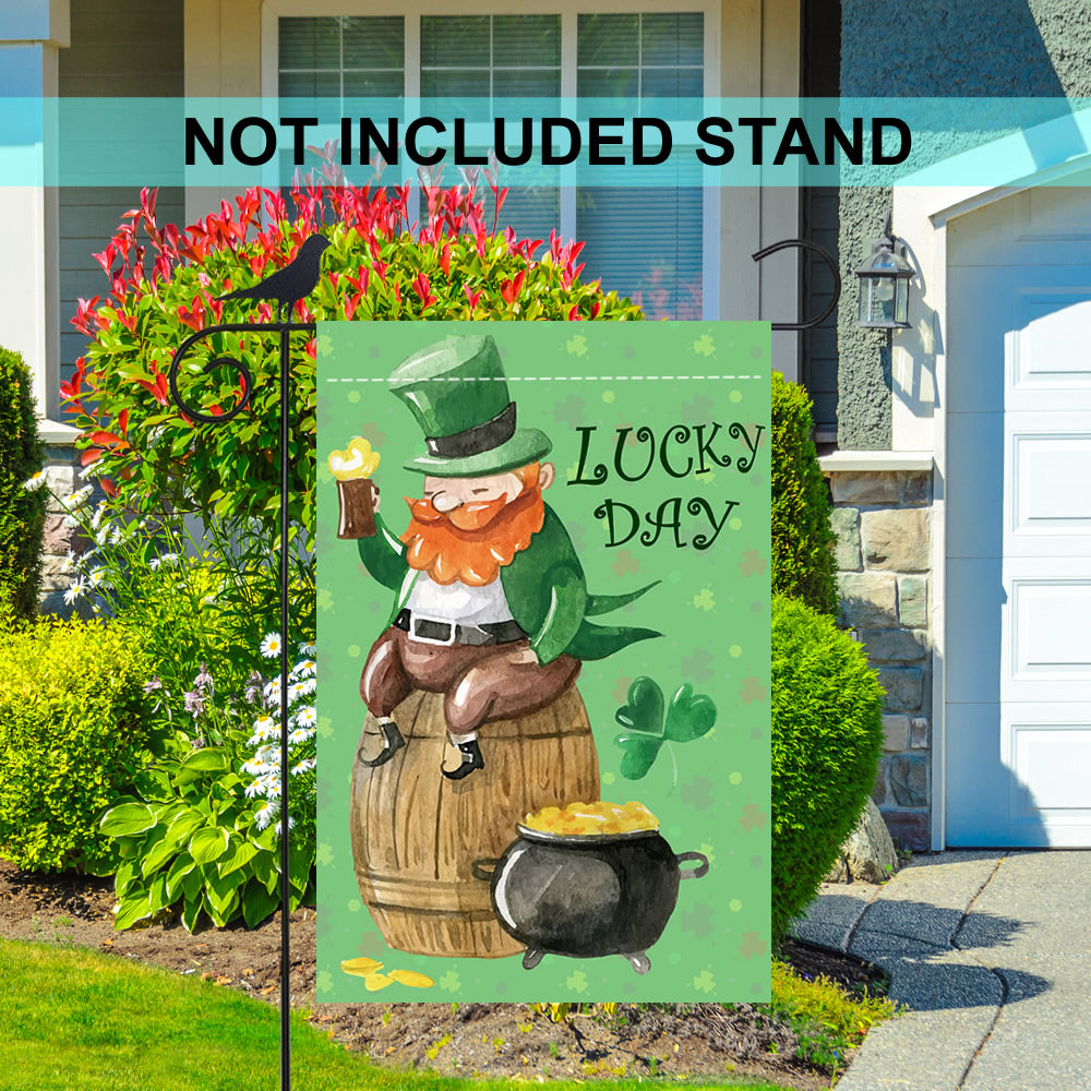 Shmbada St Patrick's Day Garden Flag, Double Sided Outdoor Yard Lawn Porch Patio Farmhouse Decoration Flag Irish Green Shamrock Leprechaun Gold Holiday Lanes Beer, 12 x 18 Inch